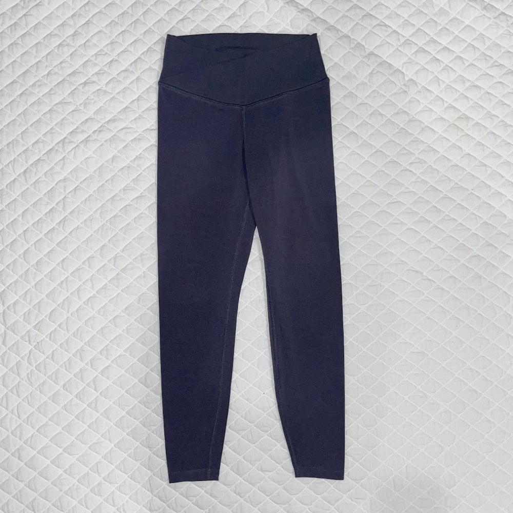 Old Navy Women's Small Periwinkle Active Extra High Rise Leggings
